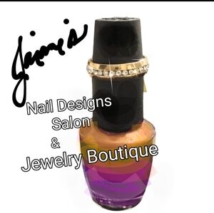 Did you really just lay your purse on the floor?